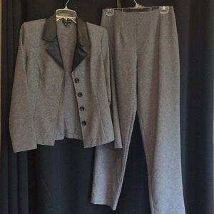 WOMEN’S MY MICHELLE TWO-PIECE BLAZER SLACKS SUIT SET SIZE 9/10